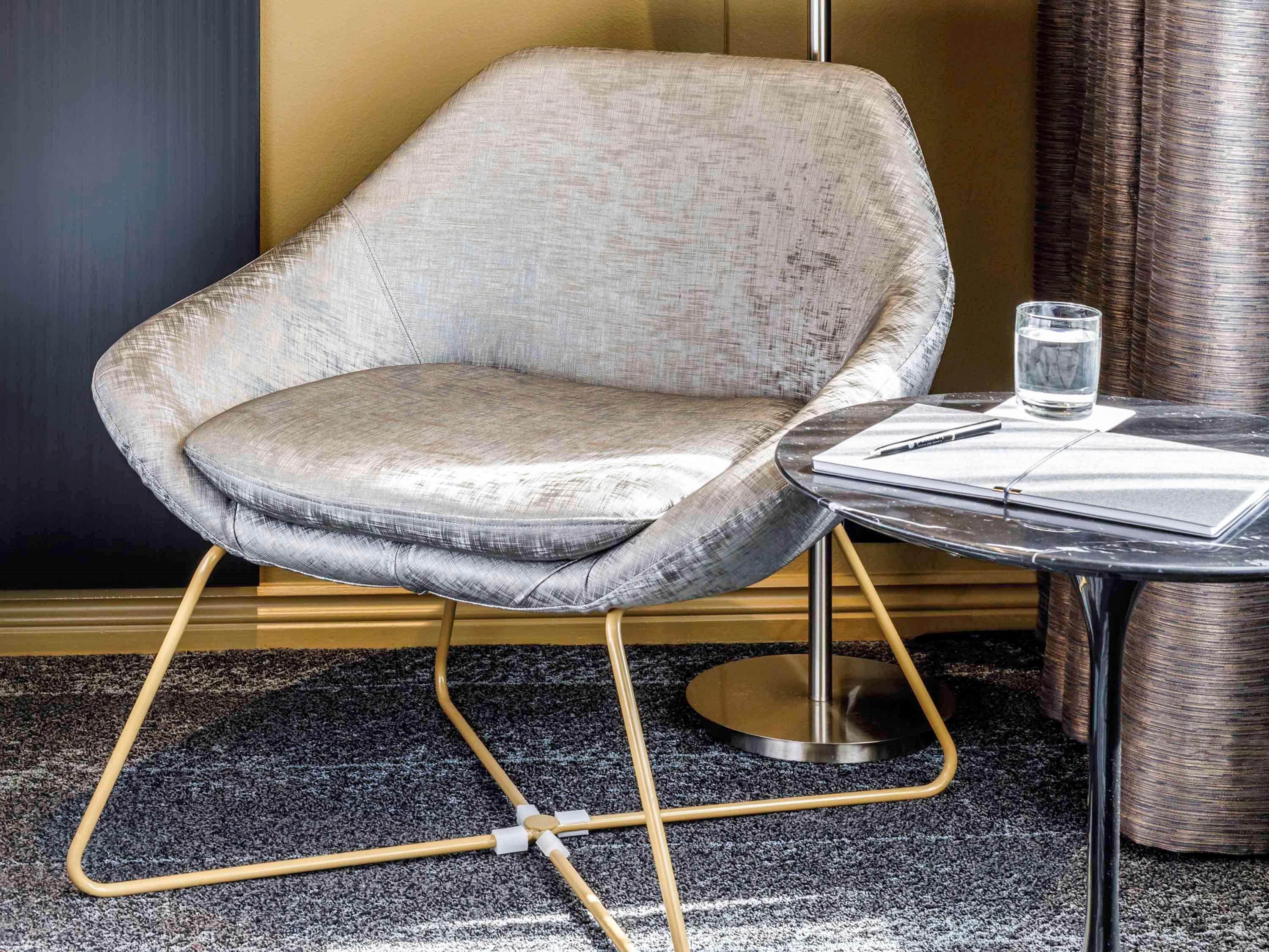 Pullman Sydney Hyde Park Hotel Kültér fotó Armchair