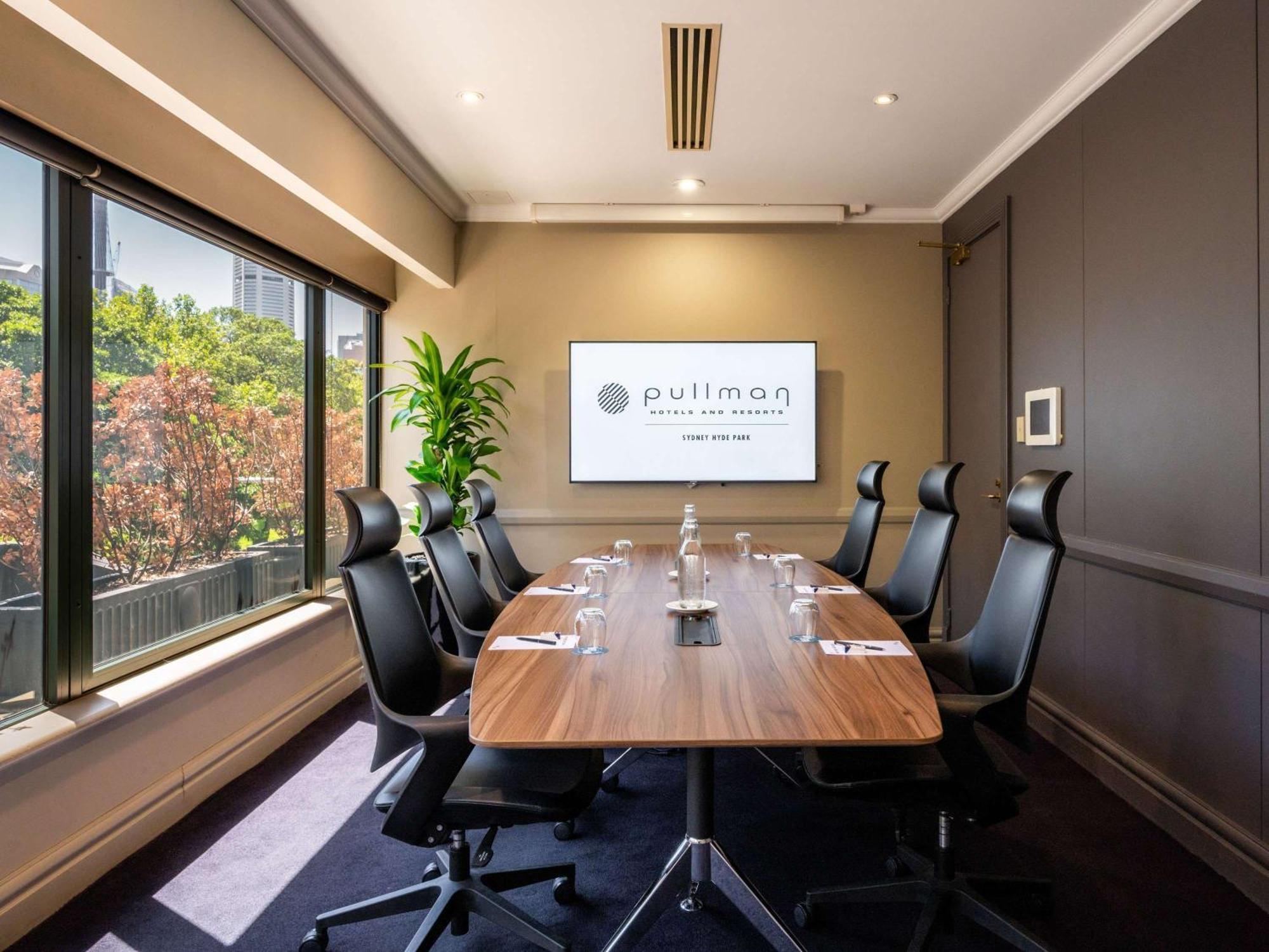 Pullman Sydney Hyde Park Hotel Kültér fotó Boardroom at Pullman Melbourne on Swanston