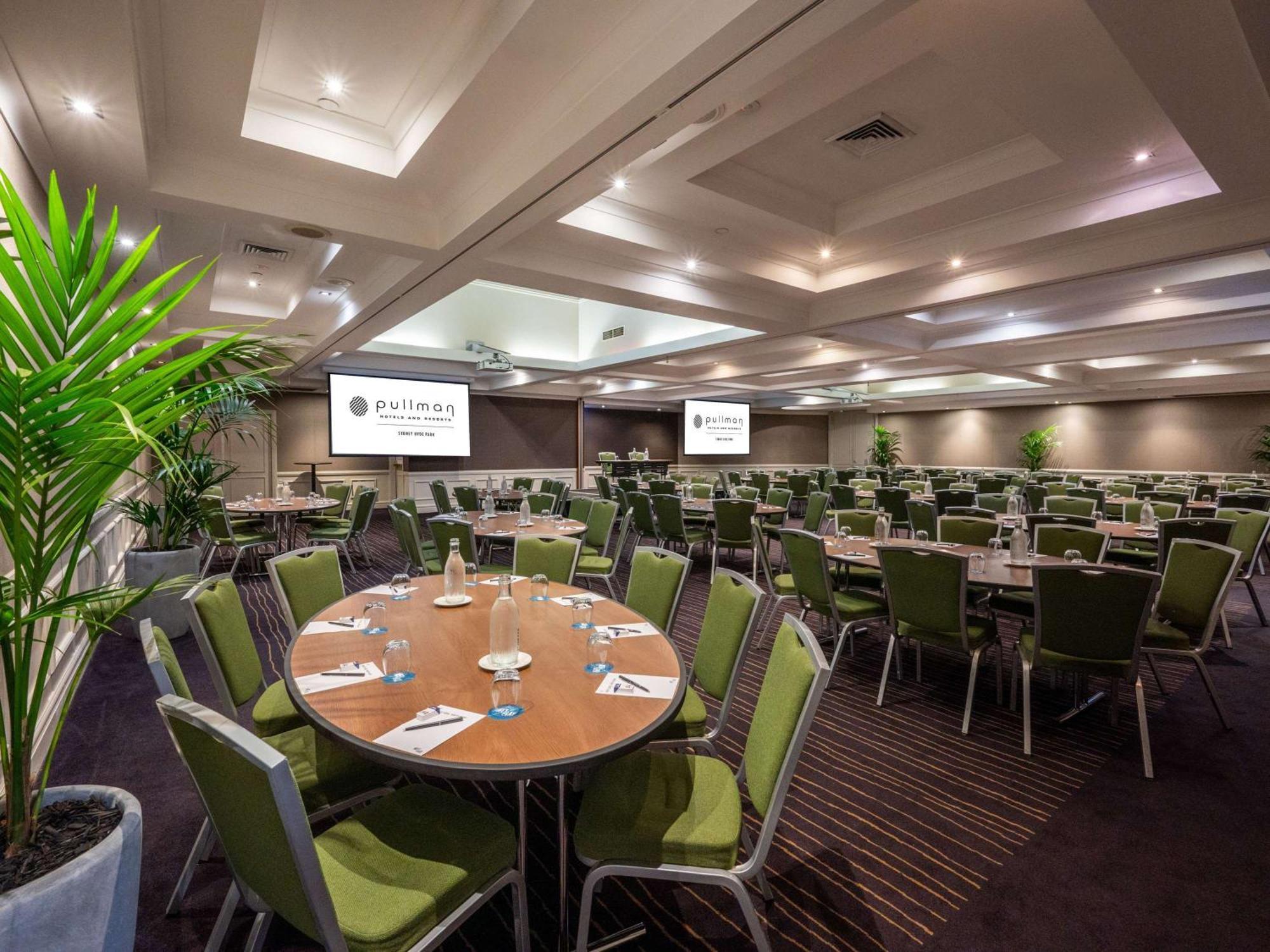 Pullman Sydney Hyde Park Hotel Kültér fotó The Grand Ballroom